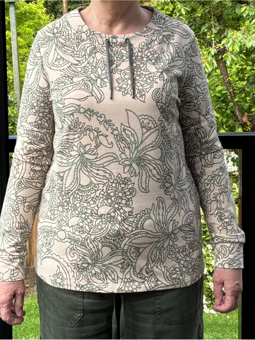 Olsen Women's Beige Floral-Print Jersey Top